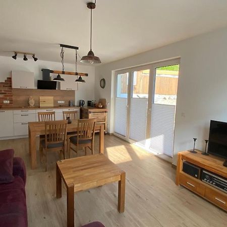 Kloenhuesing Apartment Altefahr Luaran gambar